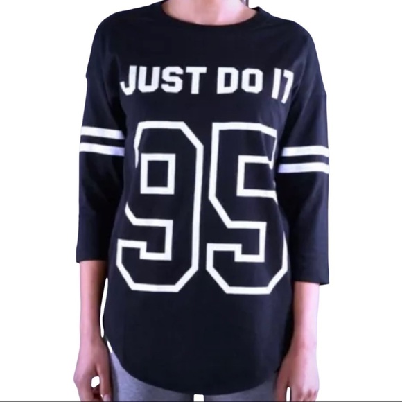 Nike Tops - 𝅺nike EUC "Just Do It" Women's 3/4 Sleeve Shirt Med